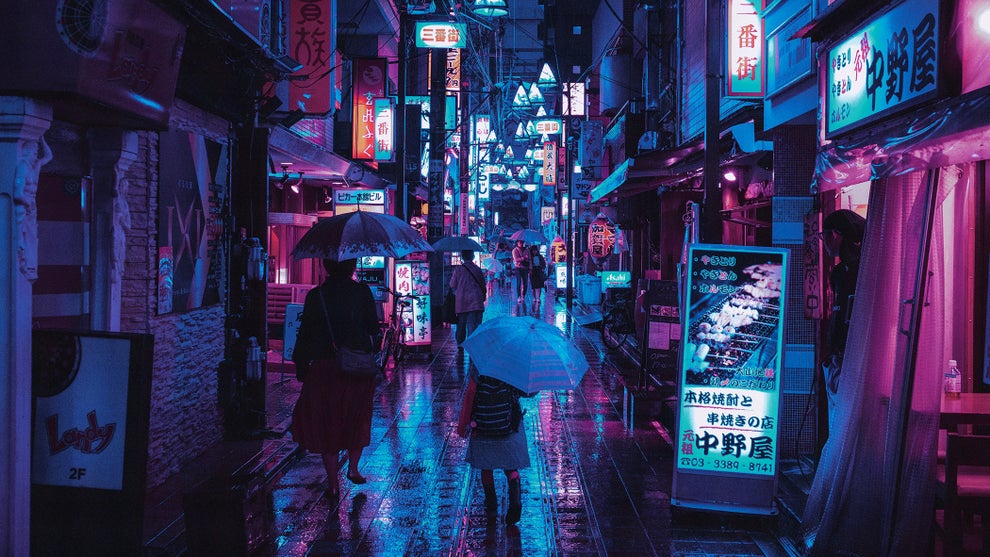 11 Neon-Soaked Portraits Of Tokyo At Night