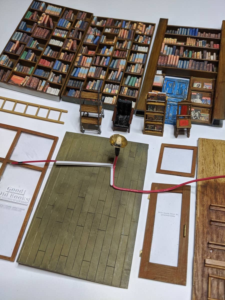 世界もハマった 小さな世界 新しい本棚の楽しみ方とは