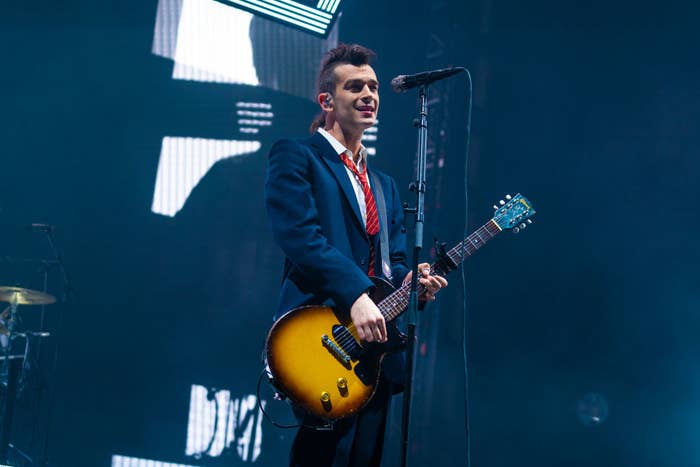 The 1975 S Matty Healy Tweeted A Joke About Not Wanting To Support