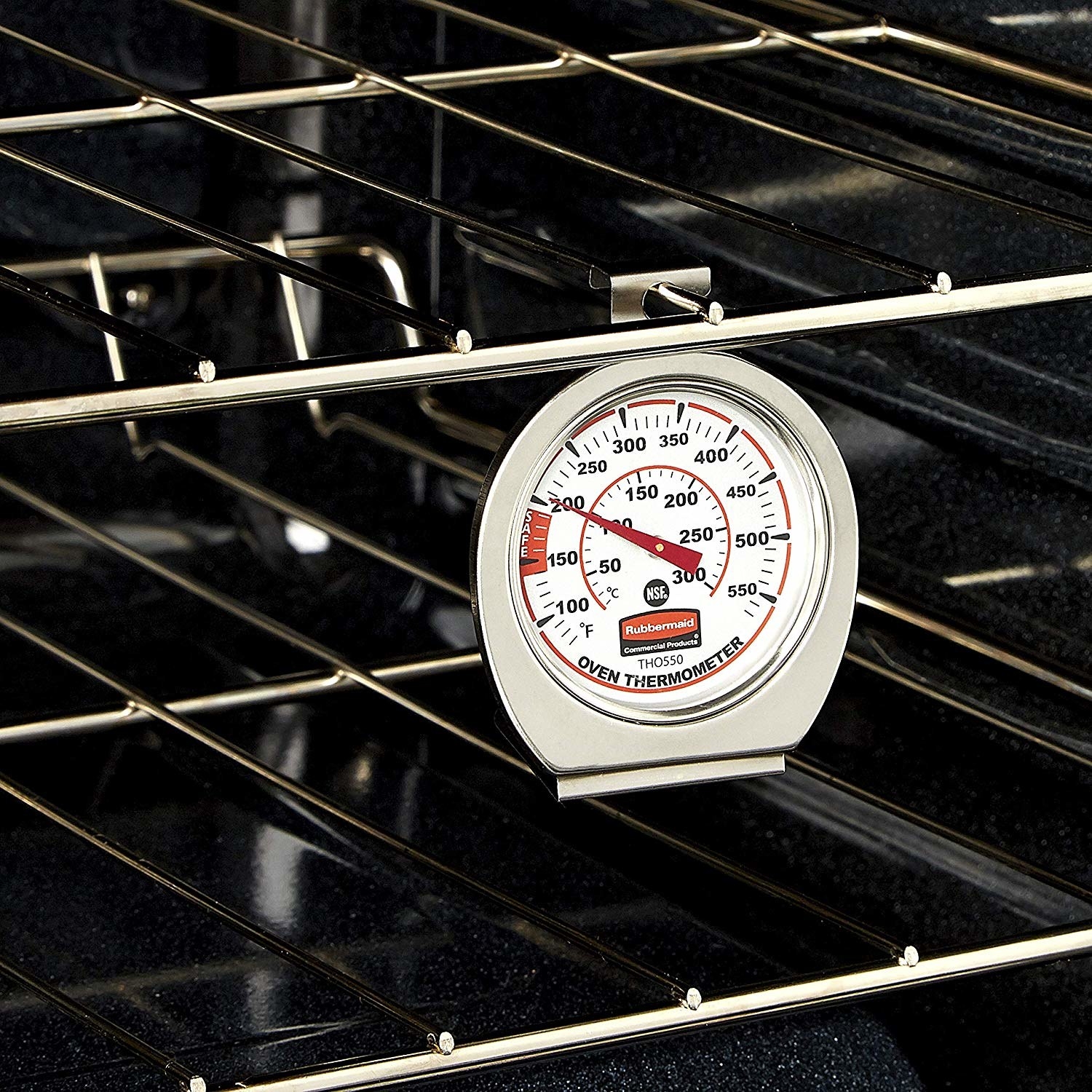 The thermometer on an oven rack