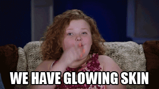 Gif of Honey Boo Boo saying &quot;we have glowing skin&quot;