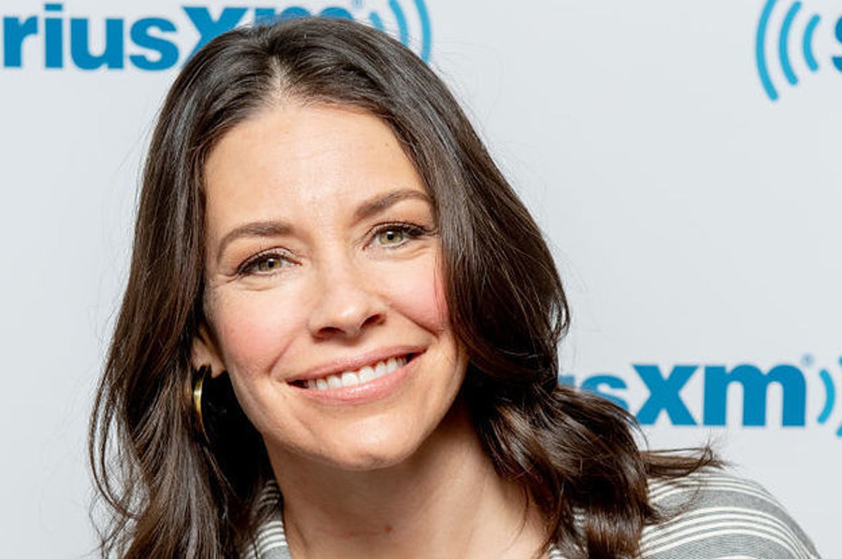 Evangeline Lilly Decided Not To Social Distance: 