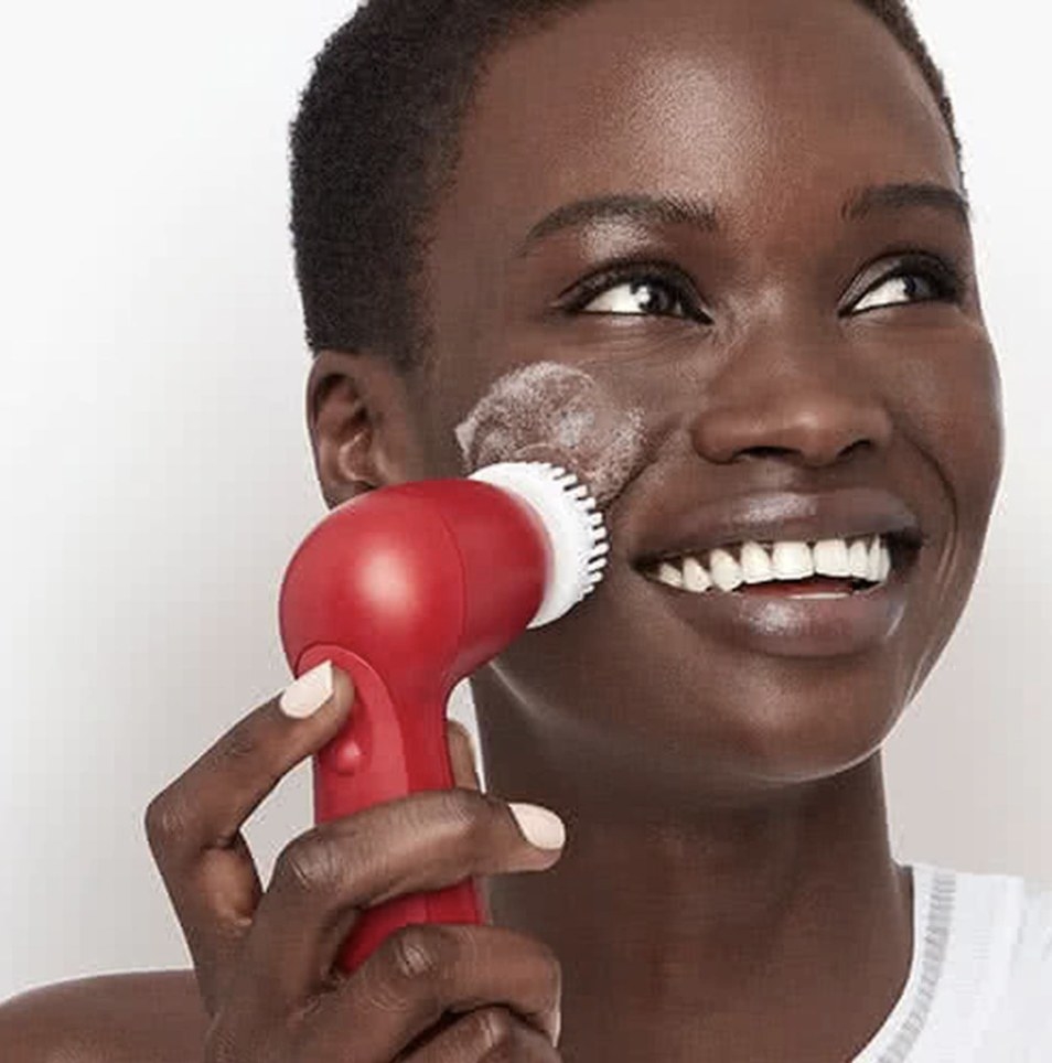 The facial cleansing brush