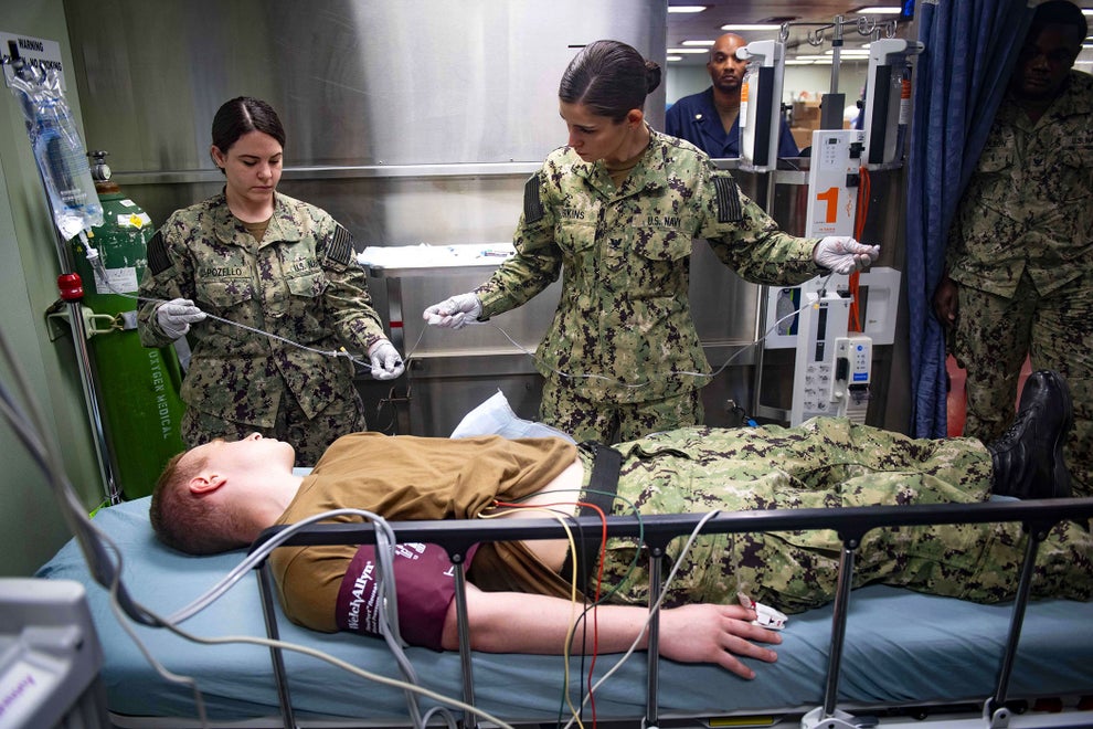 These Pictures Show How US Hospital Ships Will Help Fight The ...