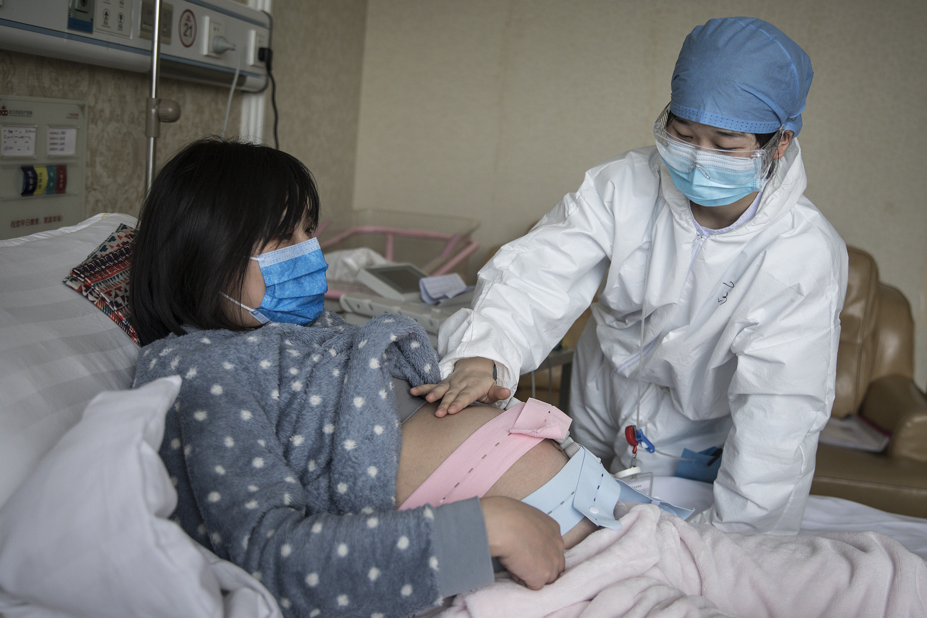 Chinese Case Study Suggests COVID-19 Is Not Transmitted from Pregnant Mothers to Newborns