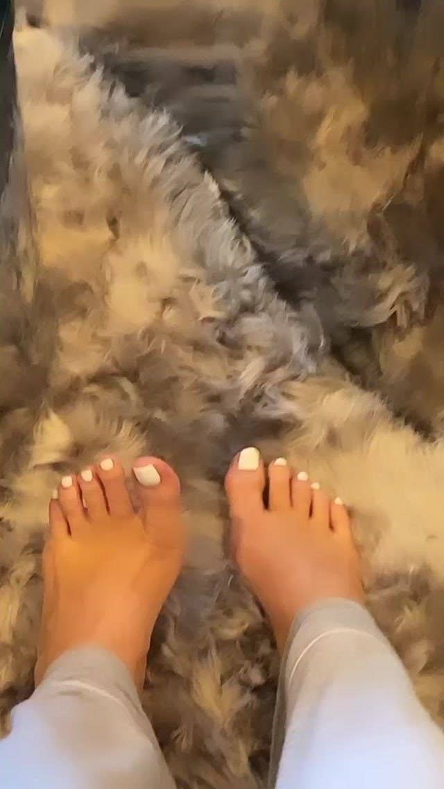 Pretty ass and feet