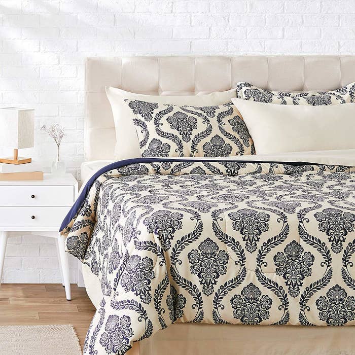 27 Pieces Of Bedding That Only Look Expensive