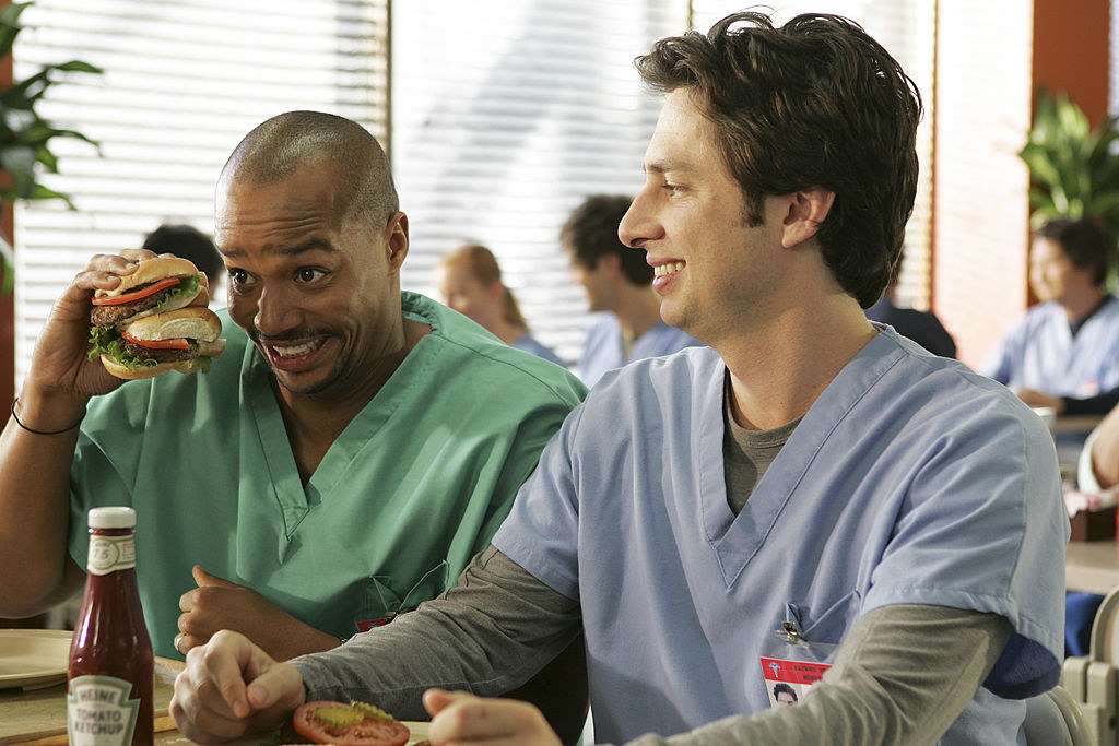 Zach Braff & Donald Faison's Scrubs Rewatch Podcast Is a Must-Stream For  Fans of the Cult Sitcom