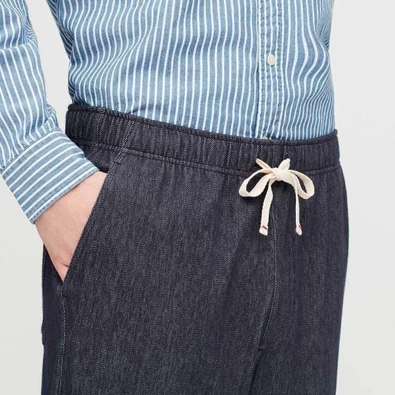 ユニクロの新作パンツ すっごい楽なのにデニム見え これはリピ買いしたくなるやつ