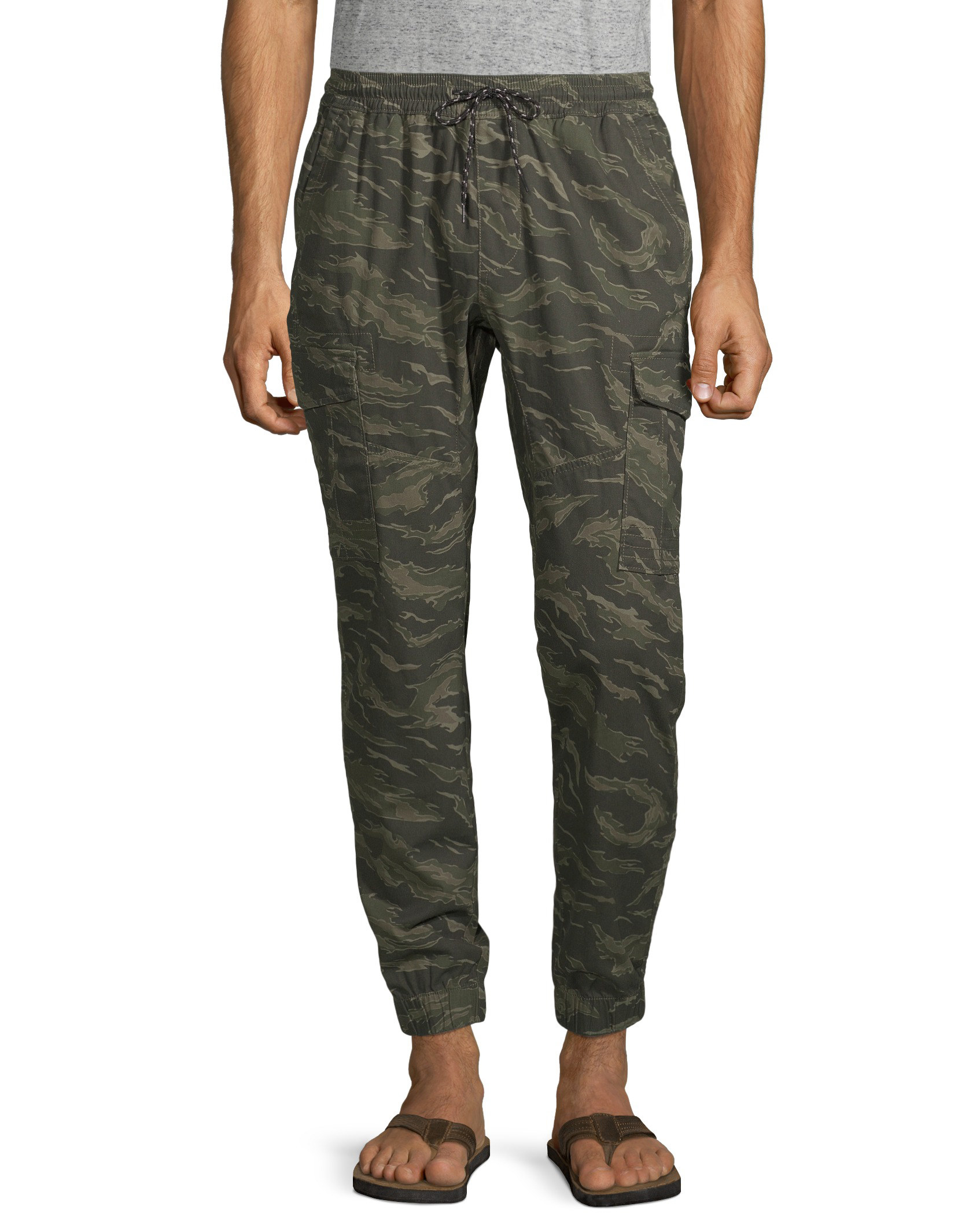 target camo joggers