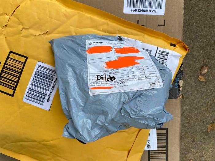 14 Package Delivery Fails That You Can Feel The Recipient's Pain On
