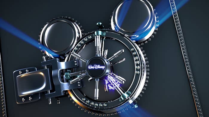 Screenshot of the a vault with Mickey Ears