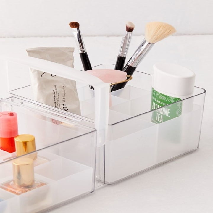 Things That Ll Help You Organize Your Beauty Products