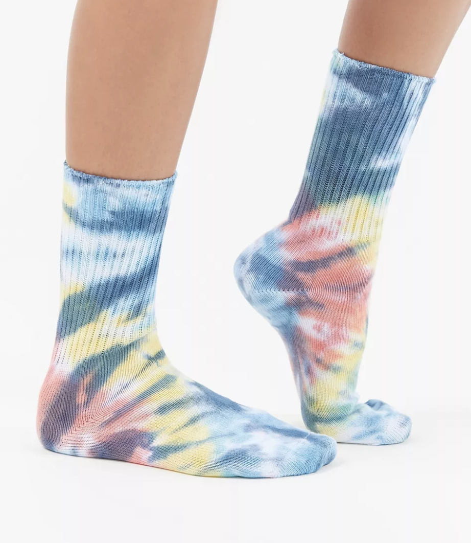 33 Ridiculously Pretty Things For Anyone Who Loves Pastel Tie-Dye