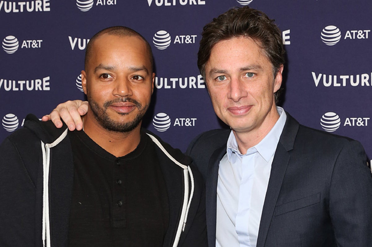 Zach Braff Wants a Scrubs Reunion As Much As You Do!