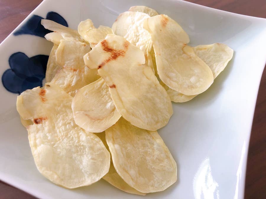 これは無限に食べちゃう 超ヘルシーなポテチを5分で量産する裏ワザ