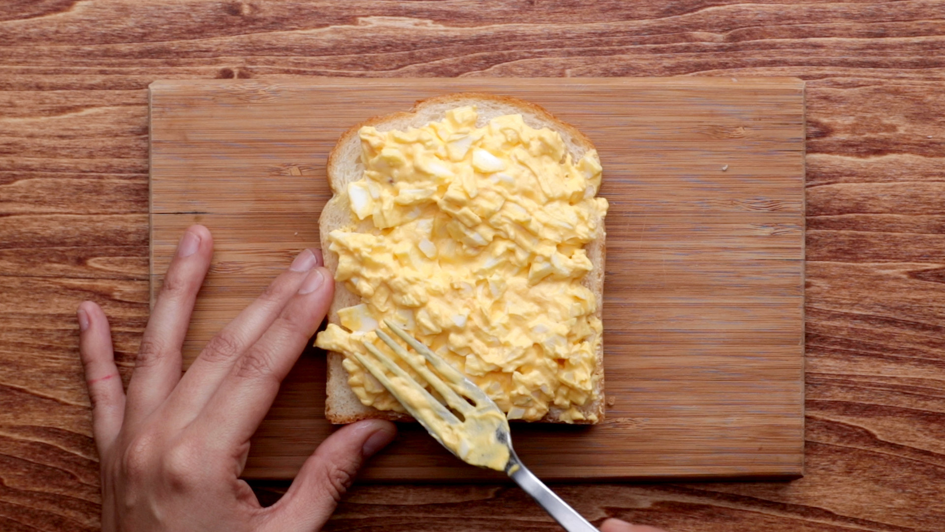 たまご好きに捧ぐ 最高のたまごサンド2選 飽きない美味しさ