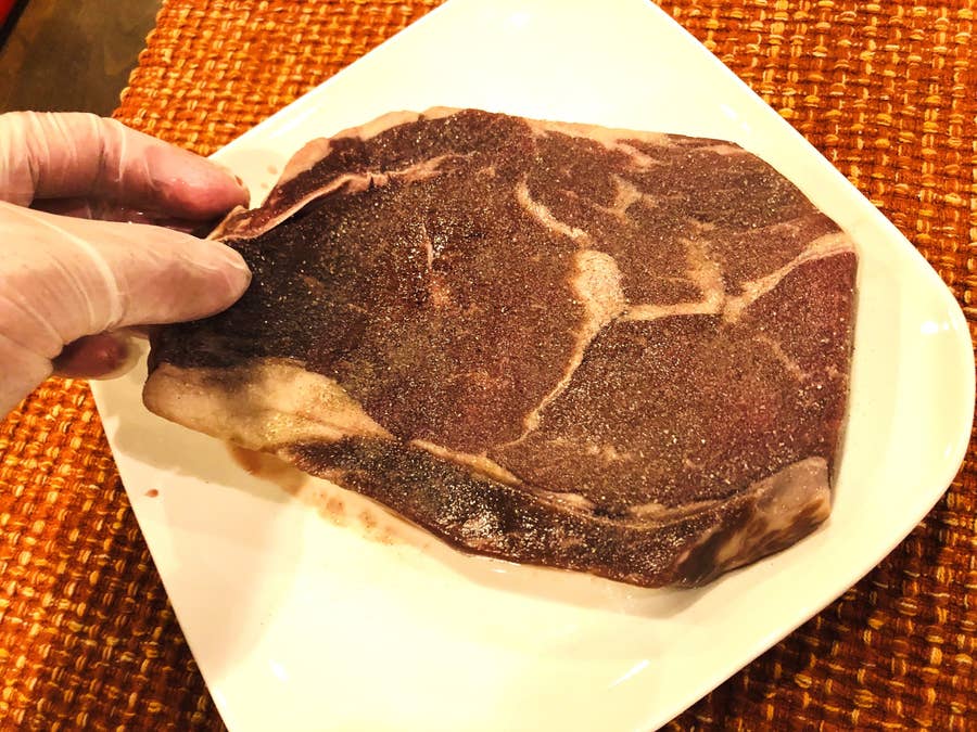 ステーキ肉やラムチョップをお取り寄せして家で焼く