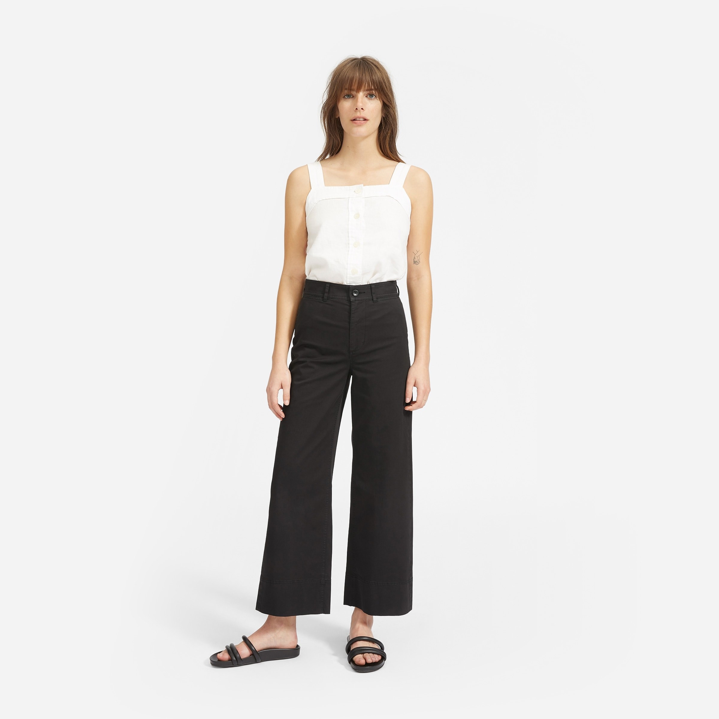 Everlane Has Wardrobe Essentials For Up To 50% Off Right Now