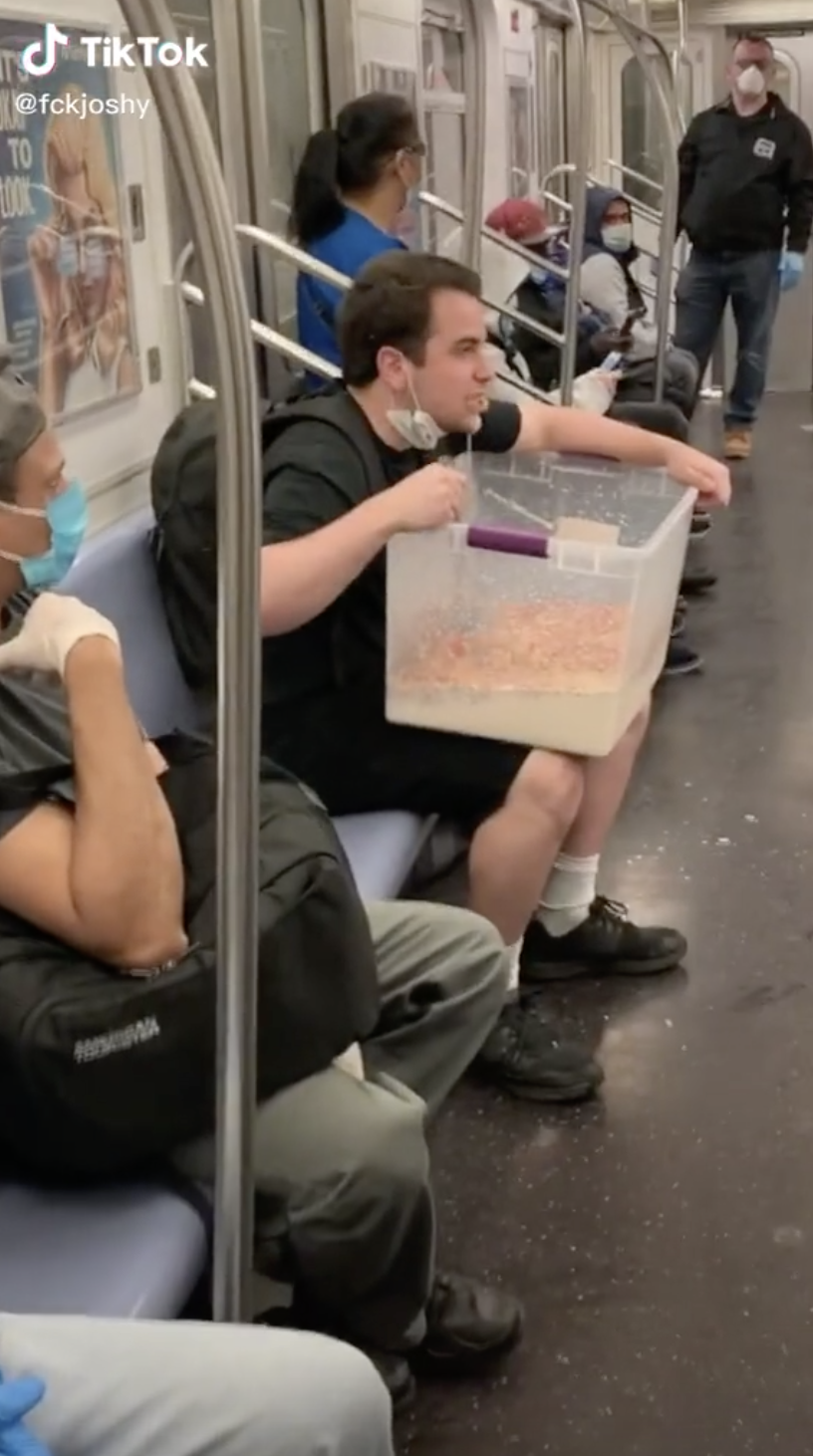 This Man Purposely Spilled A Huge Tub Of Cereal And Milk On The Subway For A Tiktok And No One 9774