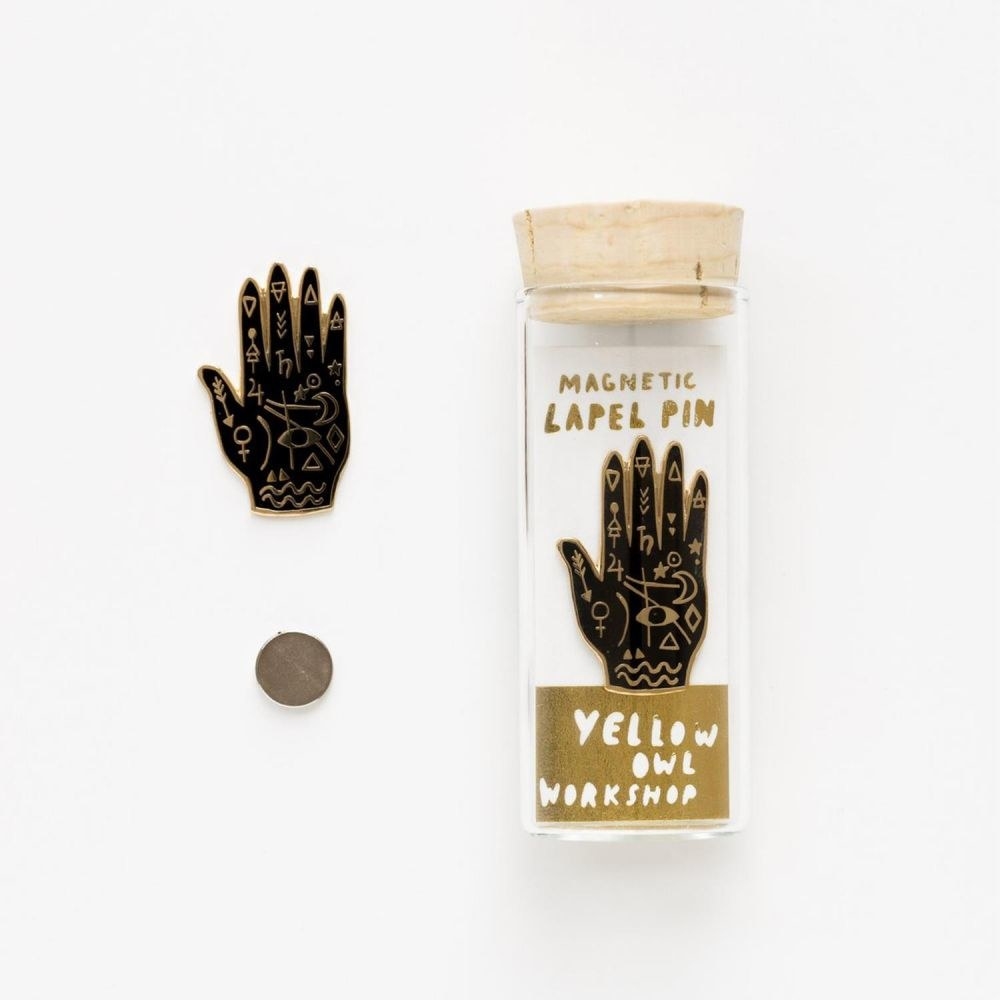 Palm-shaped enamel pin