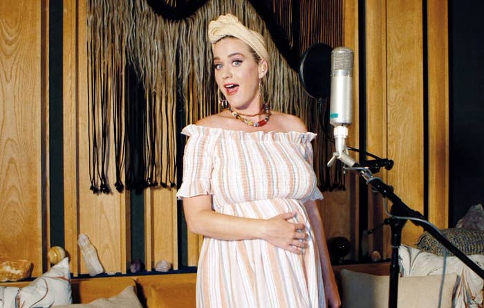 Pregnant Katy Perry goes completely nude as she displays 
