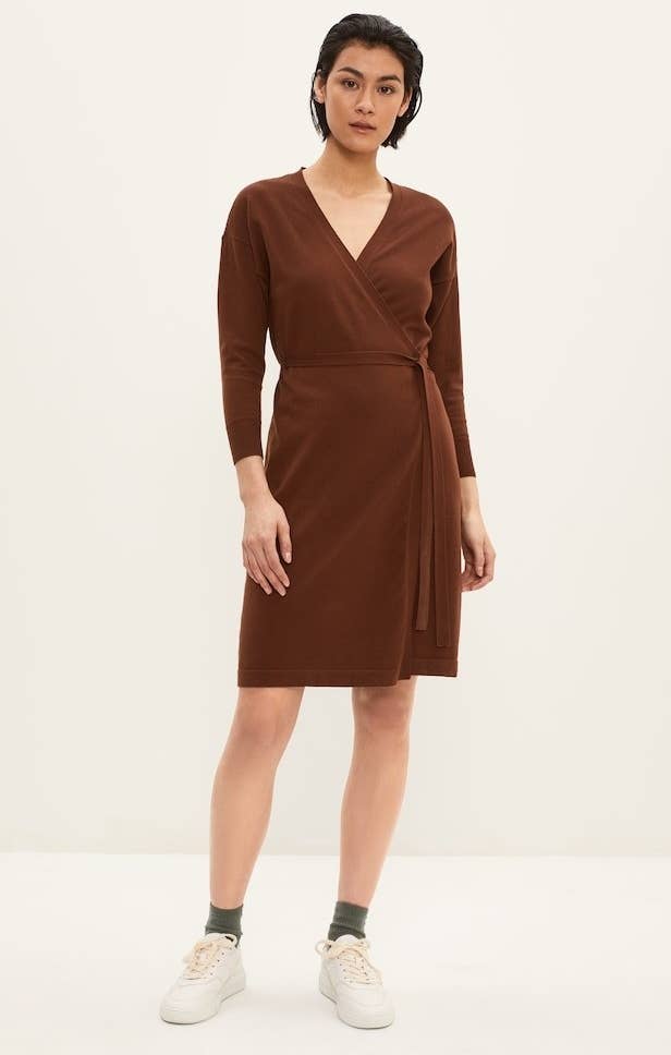 Minimalist Clothing Paradise Frank And Oak Is Having A Major Sale, So It Might Be Time To Modernize Your ~Aesthetic~ Minimalist Clothing Paradise Frank And Oak Is Having A Major Sale, So It Might Be Time To Modernize Your ~Aesthetic~