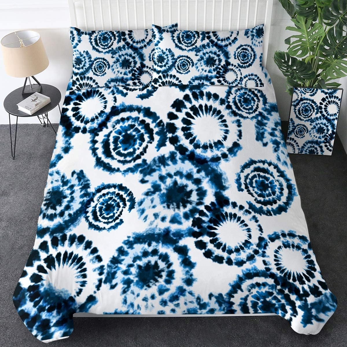 Blue and white circular tie dye bedding 