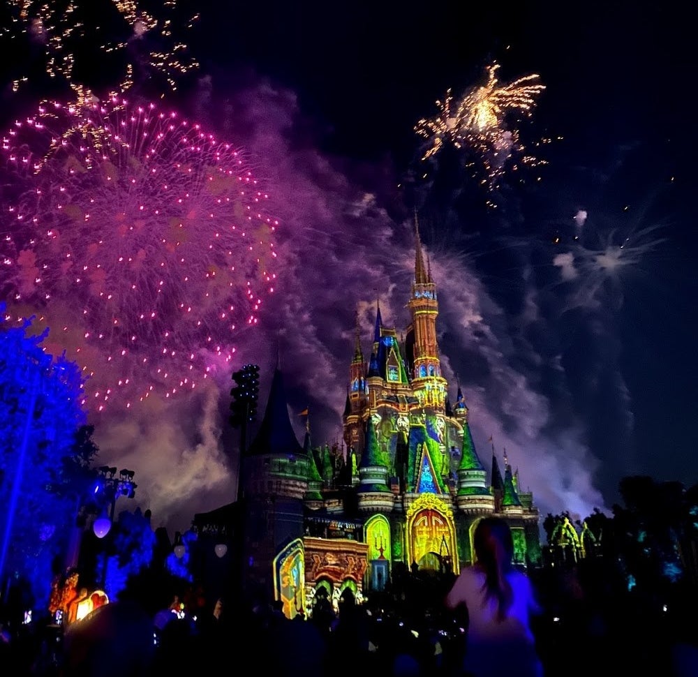 fireworks over Cinderella Castle in Disney 