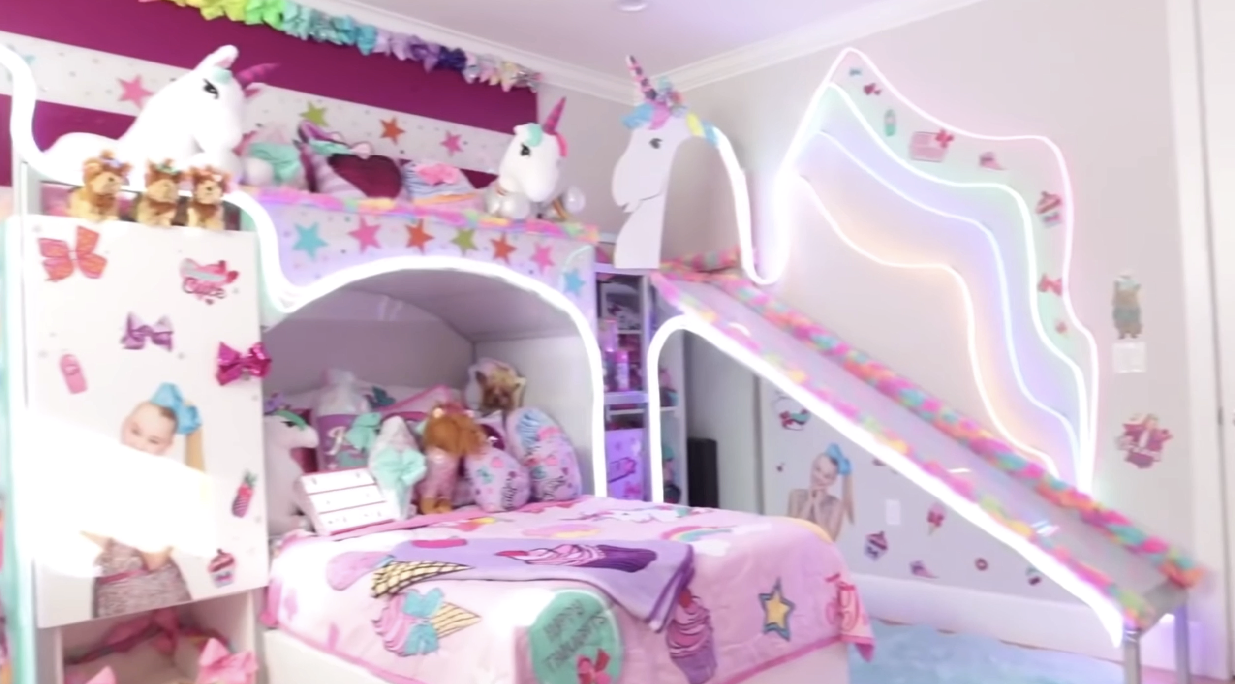 Jojo siwa deals bed