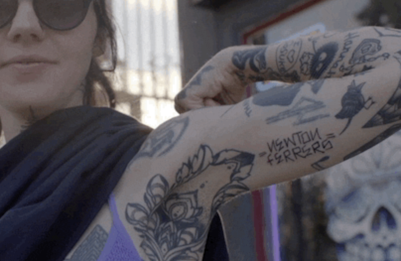 15 Tiny Finger Tattoos Beyond Delicate  Pretty  ewmoda