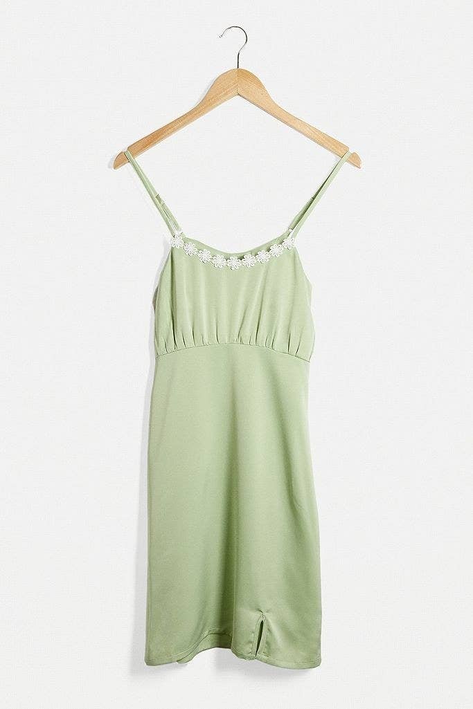 27 Of The Cutest Summer Dresses That You Can Get For 25 Or Under