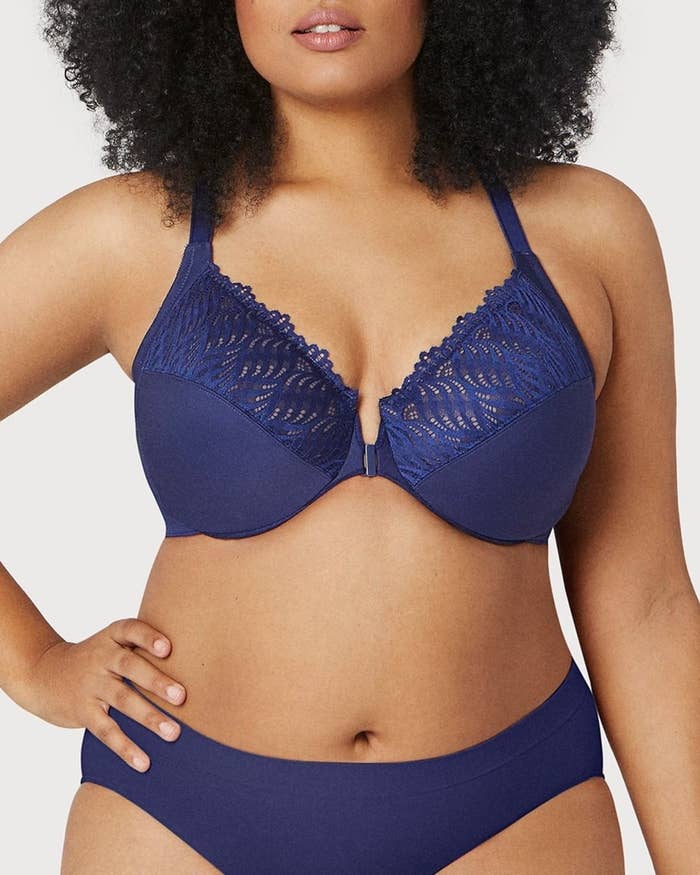 31 Bras Reviewers Say Are Actually So Comfortable