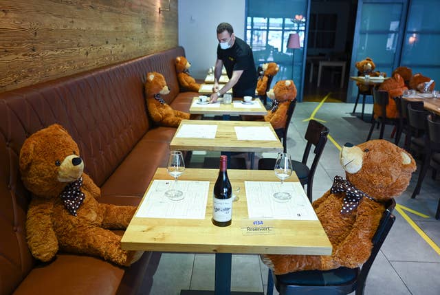 Here S What Your Favorite Restaurants Could Look Like After The Pandemic