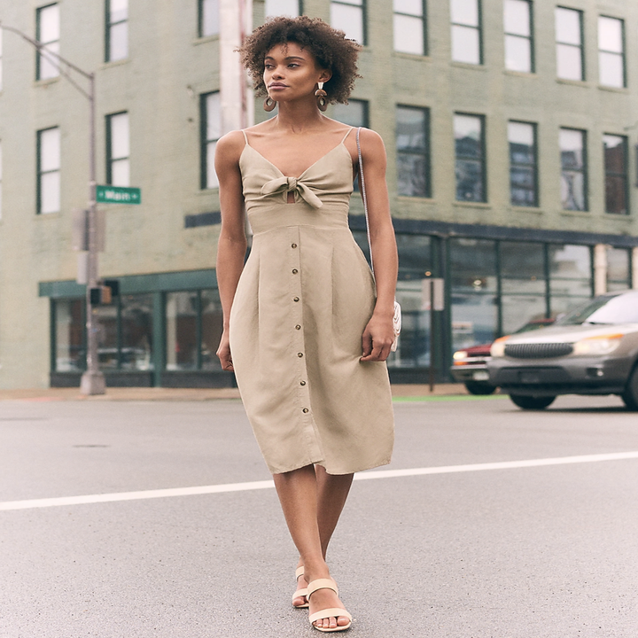 Express Delivery Fees (2 dresses and more)