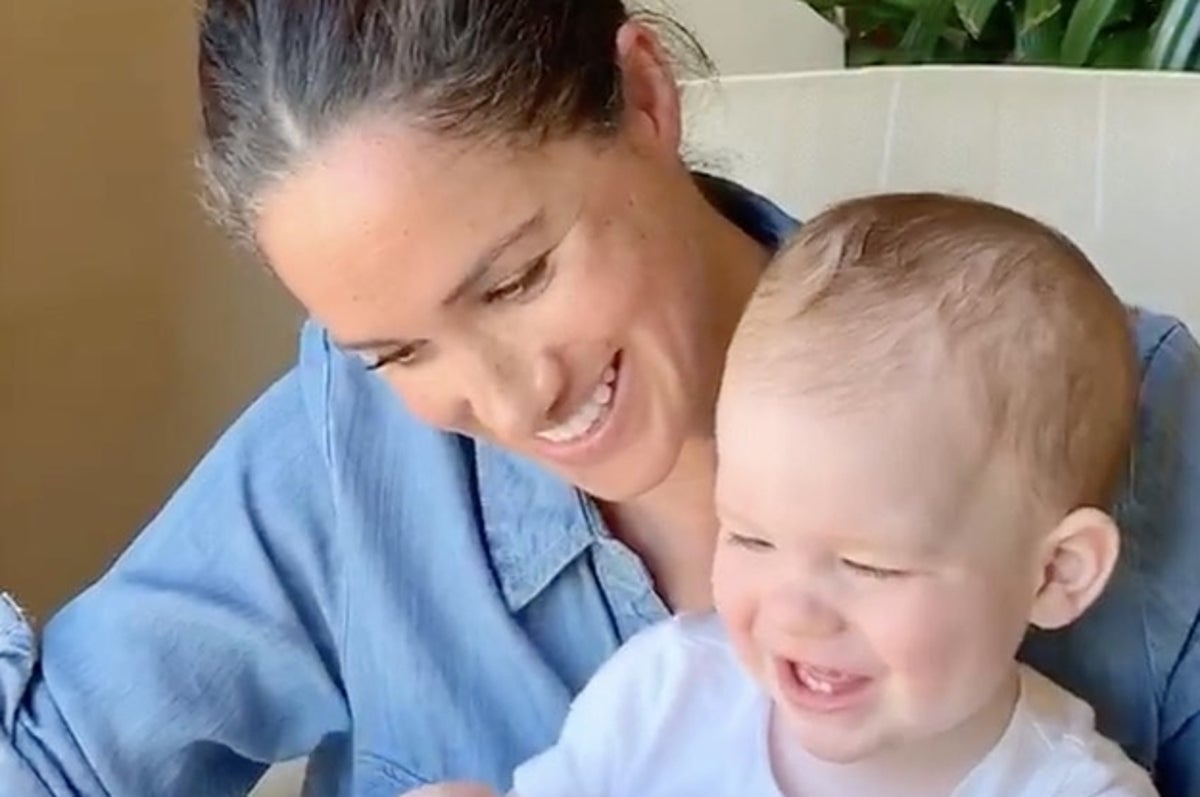 harry-and-meghan-shared-a-new-photo-of-son-archie-for-his-first-birthday