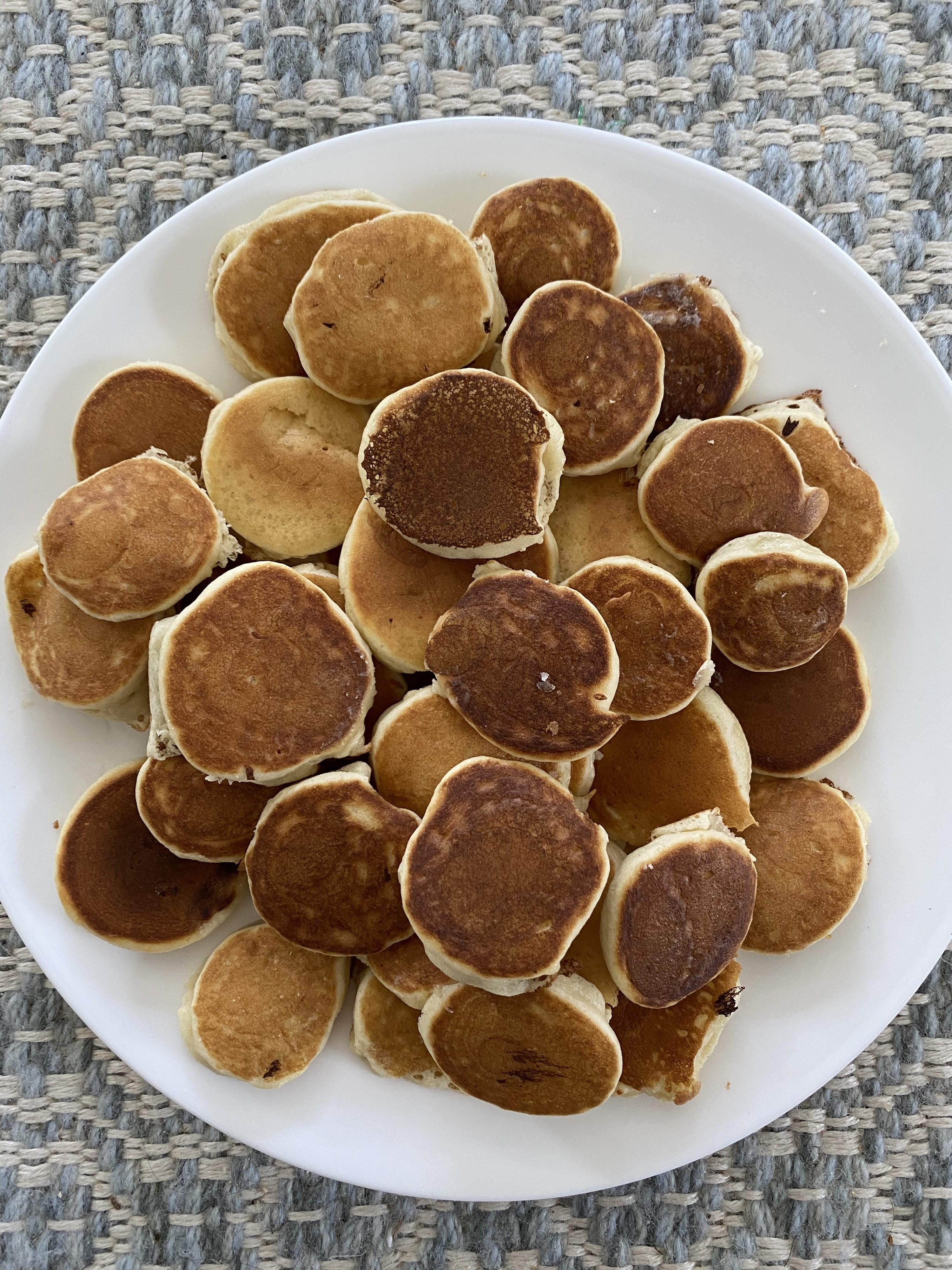 Banana Pancake Cereal (Mini Pancakes) - Skinnytaste