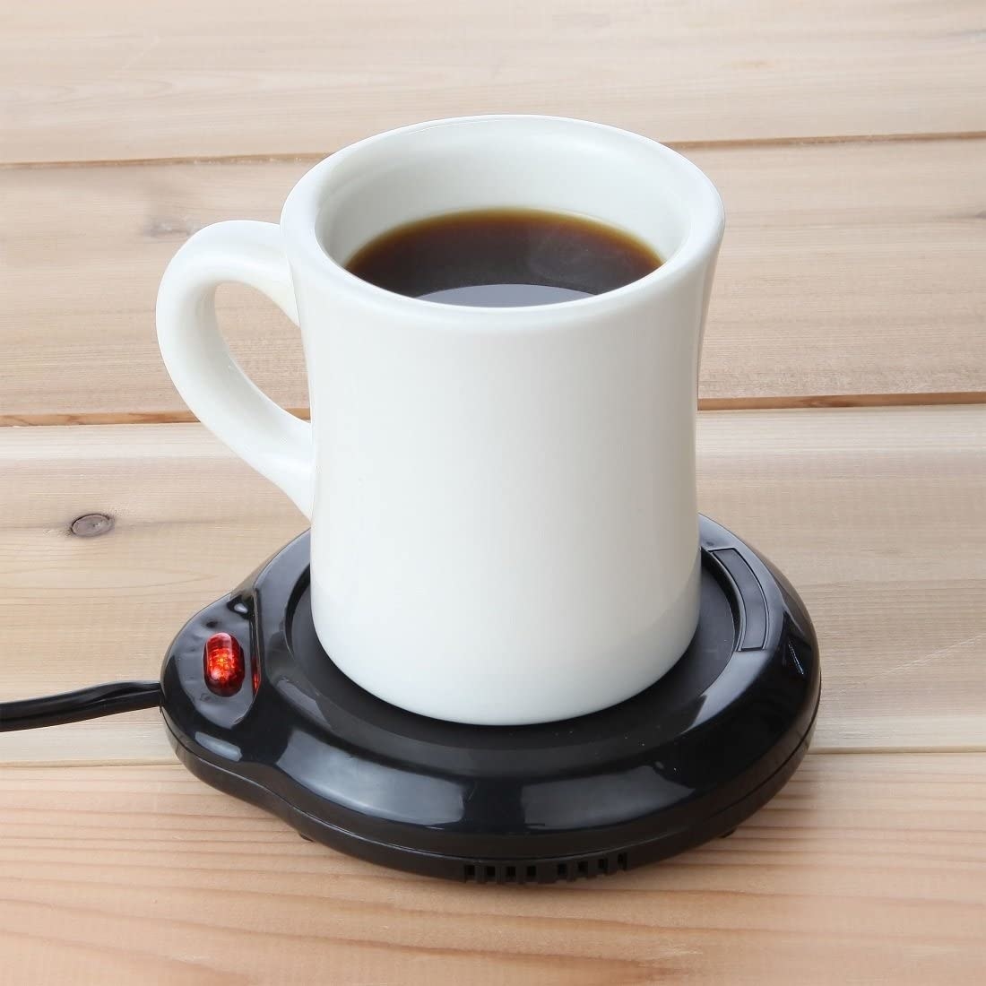 coffee mug on hot plate-like mug warmer
