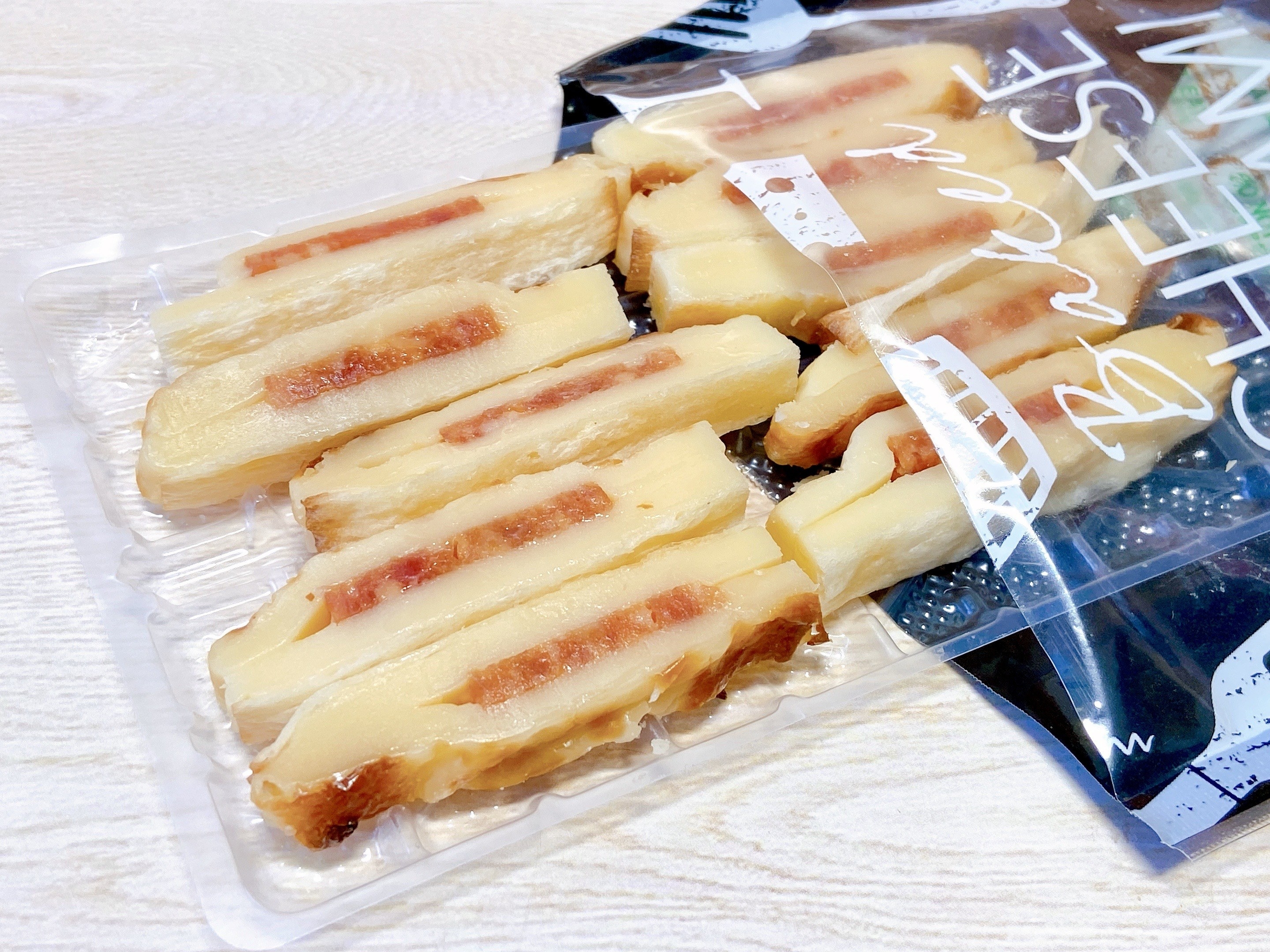 日本限定モデル】 訳あり 焼きチーズサラミ 4袋 チータラ わけあり