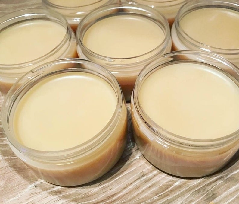 Large round tubs of the body butter