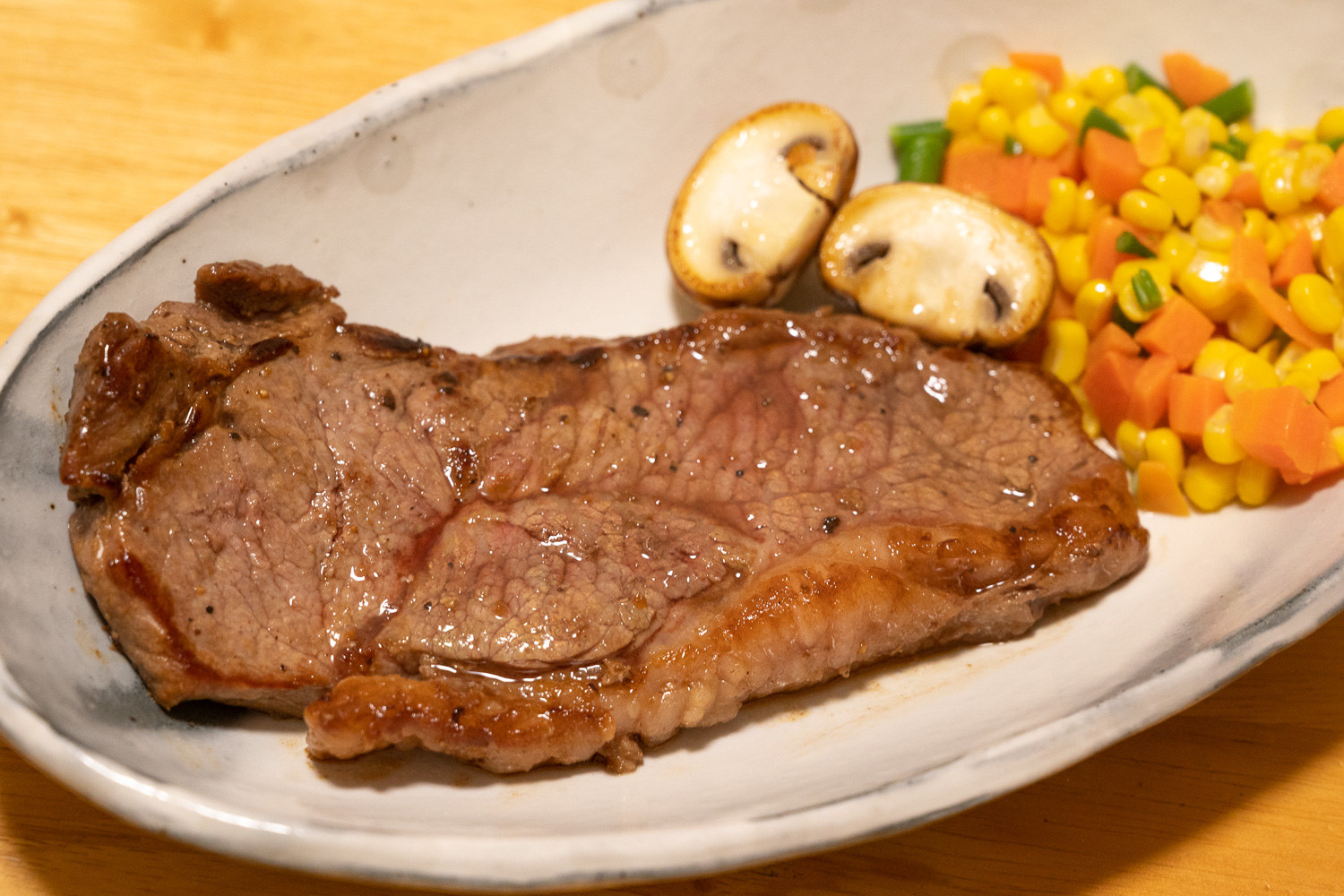 いきなりステーキ の肉をお取り寄せ 家でおいしく焼けるか試してみた