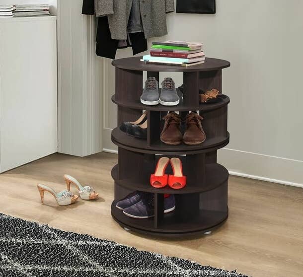 Featured image of post Small Shoe Rack With Seat : All products from shoe rack with seat category are shipped worldwide with no additional fees.