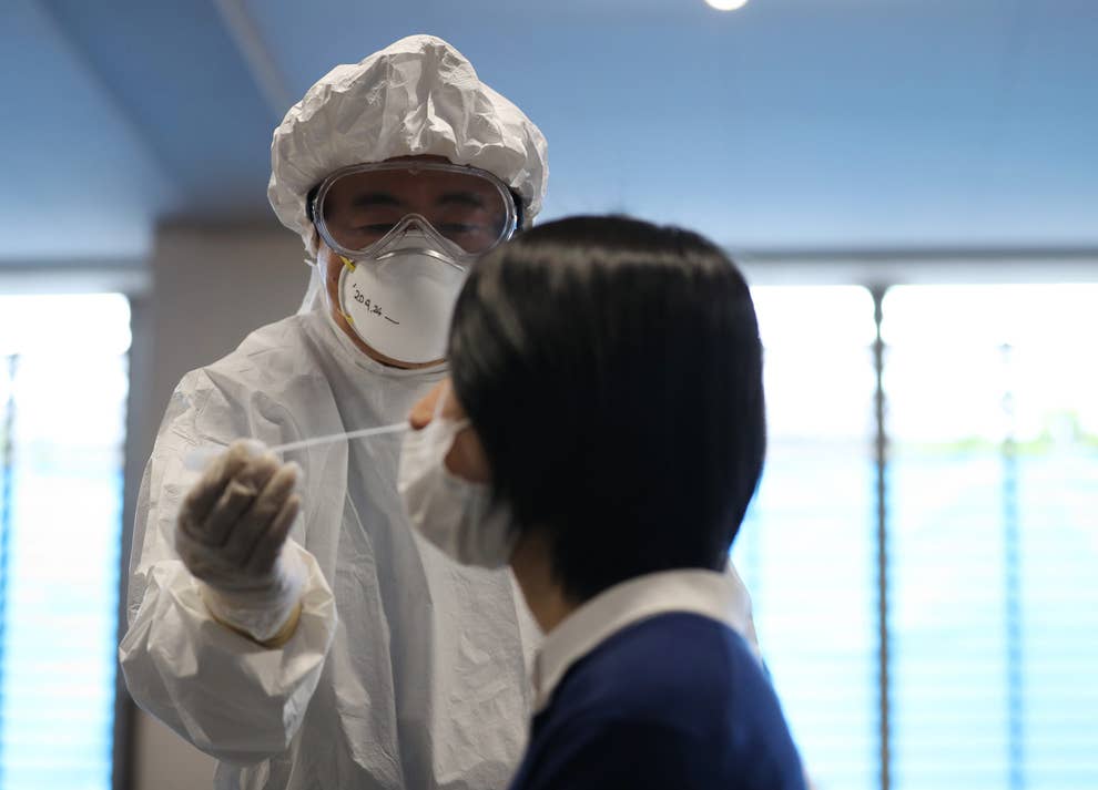 学校での感染拡大は 間違いなく起こる では 守るべき対策の肝は 専門家会議座長に聞いた 学校での感染拡大は 間違いなく起こる では 守るべき対策の肝は 専門家会議座長に聞いた