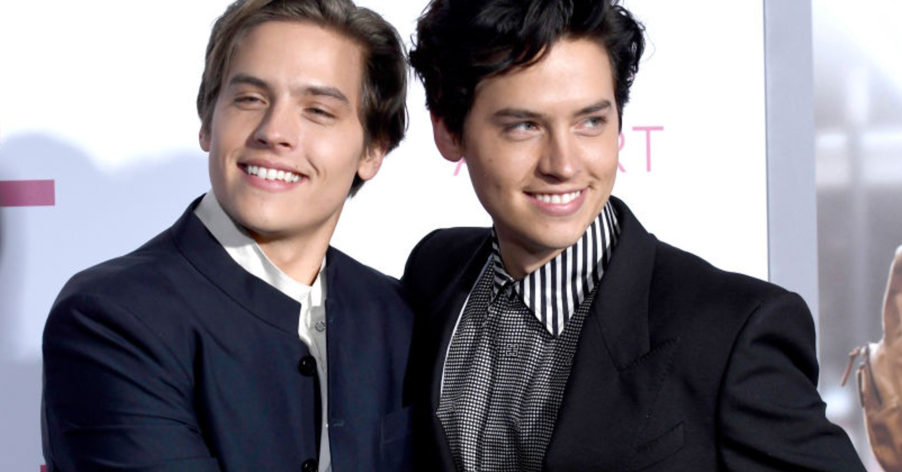 Can You Tell The Difference Between Cole And Dylan Sprouse?