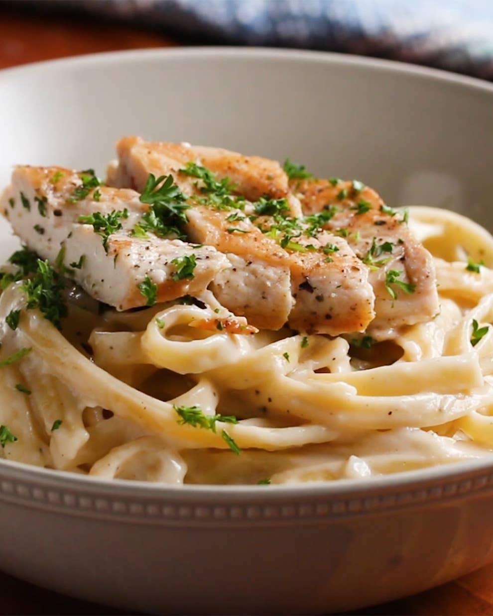 乳製品不使用 鶏むね肉のアルフレッドパスタ 乳製品不使用 鶏むね肉のアルフレッドパスタ