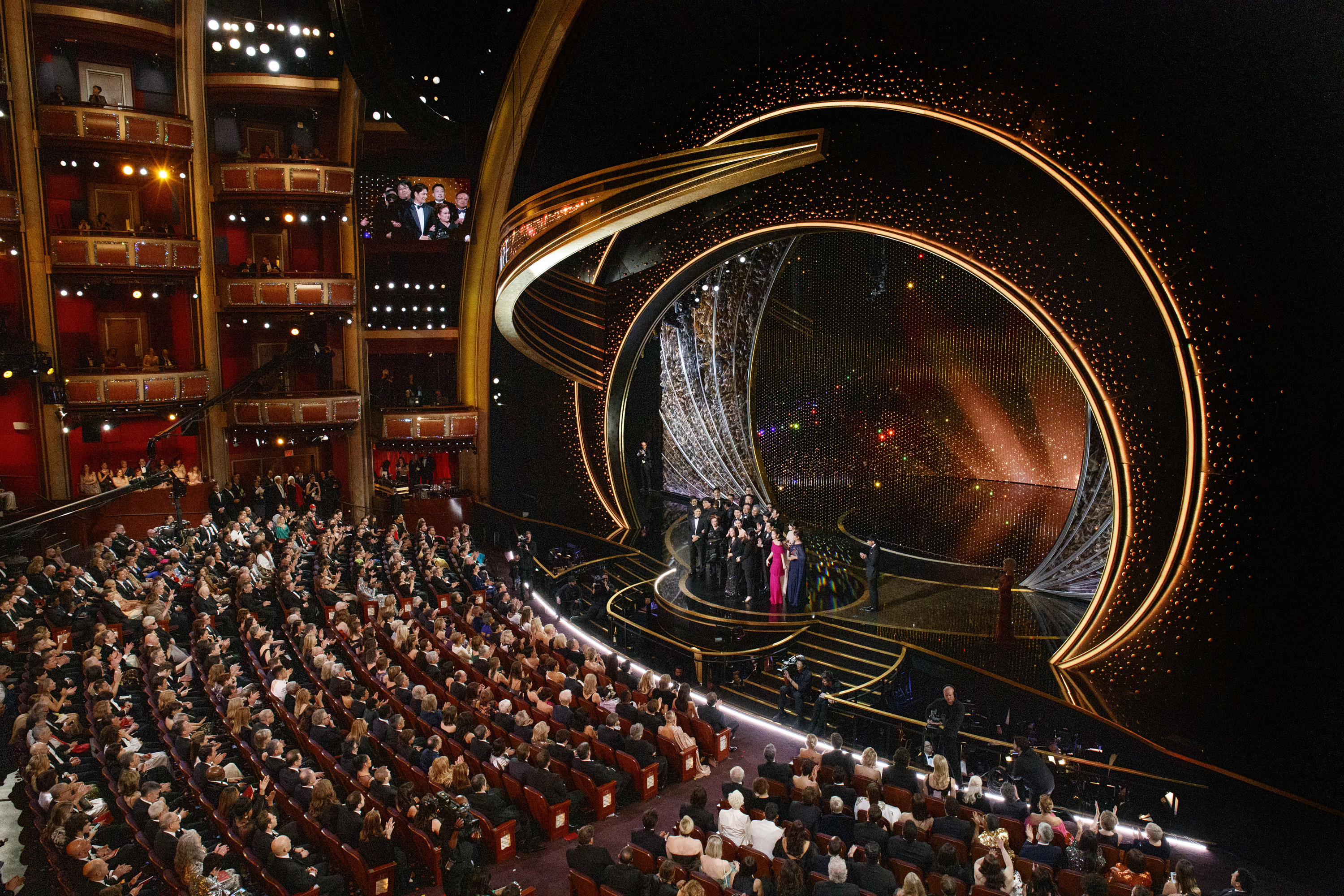 Oscars postponed to April 2021 due to coronavirus concerns - Los Angeles  Times