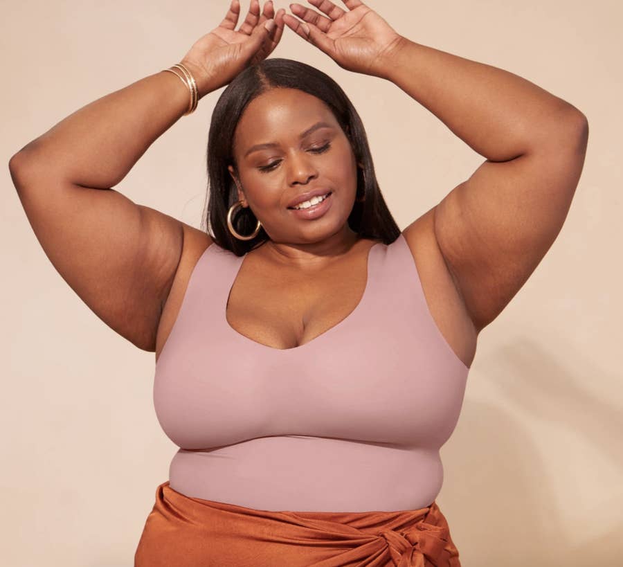 Ebony women boobs