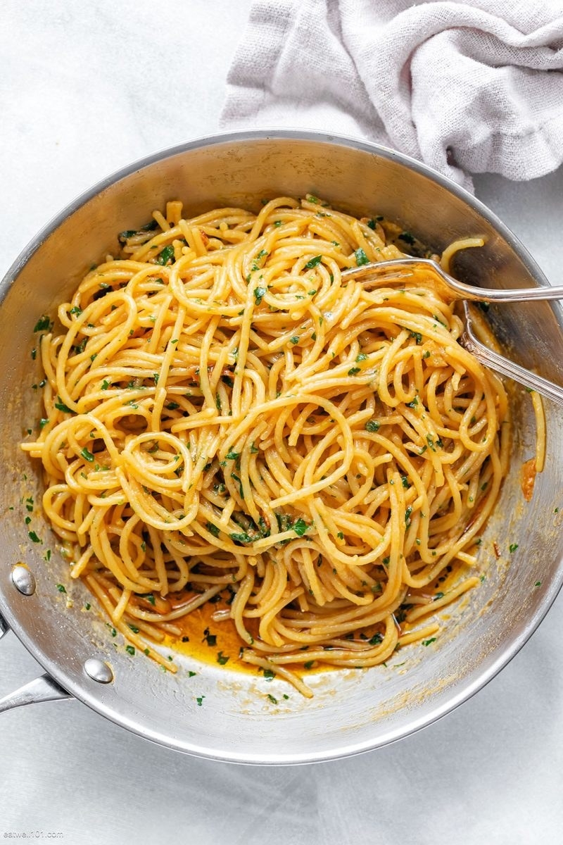 25 Easy Spaghetti Recipes For Your Next Pasta Night
