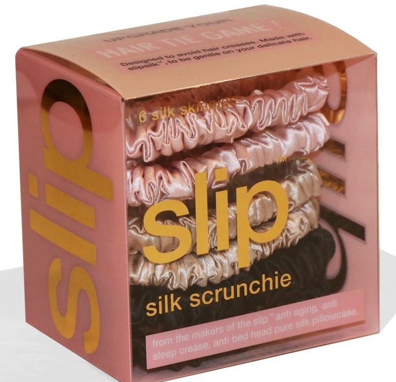 The different-colored silk scrunchies