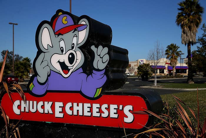 Photo of the outside of a Chuck E. Cheese&#x27;s